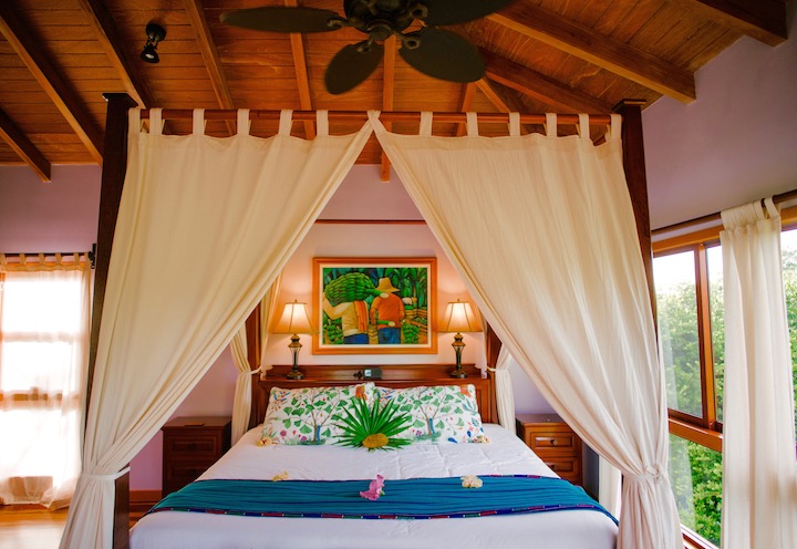 Hamanasi Adventure and Dive Resort